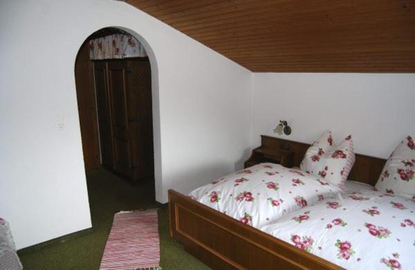 King Room,1651165518:JPEG